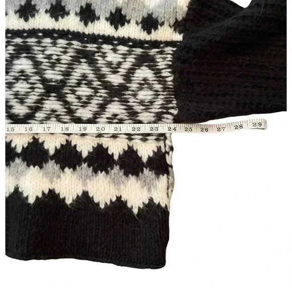 Free People Chunky Knit Wool Blend Cropped Alpine Sweater Size Large - Picture 5 of 10